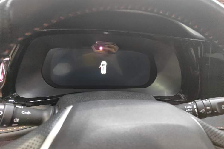 Used CHANGAN OSHAN X7 PLUS 2022 1.5T Blue Whale Edition Automatic Geeker Navigation Model Instrument Cluster