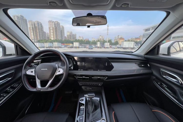 Used CHANGAN OSHAN X7 PLUS 2022 1.5T Blue Whale Edition Automatic Prestige Version Interior 1