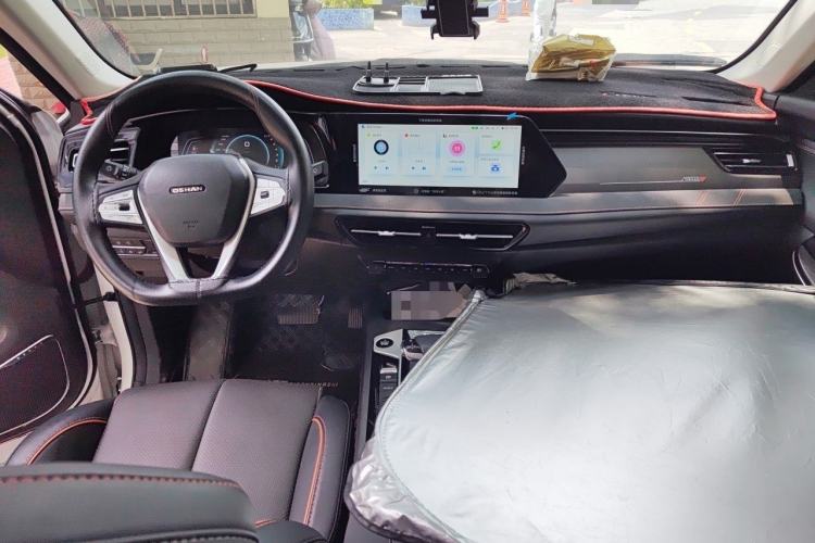Used CHANGAN OSHAN X7 PLUS 2022 1.5T Blue Whale Edition Automatic Prestige Version Interior 2