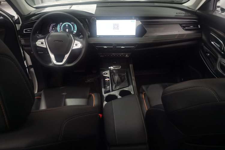 Used CHANGAN OSHAN X7 PLUS 2022 1.5T Blue Whale Edition Automatic Prestige Version Interior 3