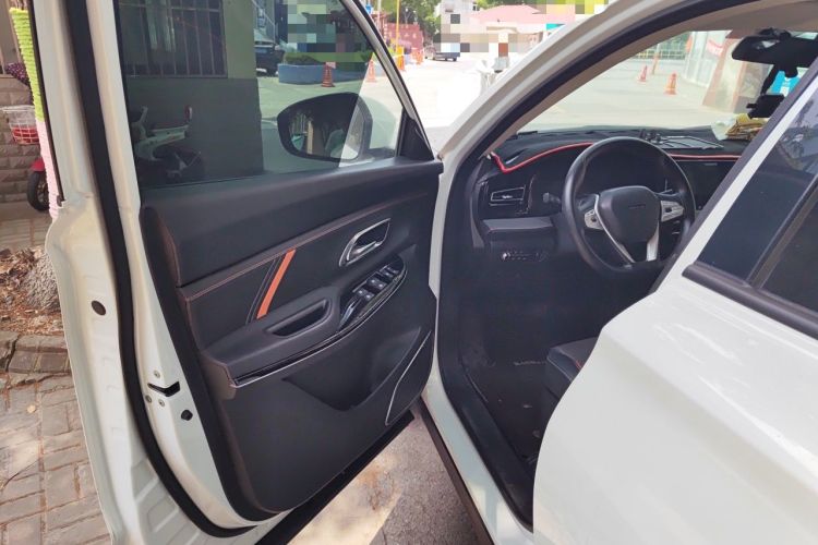 Used CHANGAN OSHAN X7 PLUS 2022 1.5T Blue Whale Edition Automatic Prestige Version Interior 3