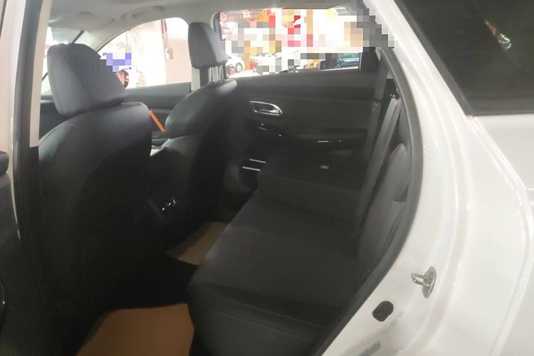 Used CHANGAN OSHAN X7 PLUS 2022 1.5T Blue Whale Edition Automatic ZhiZun Model Interior 4