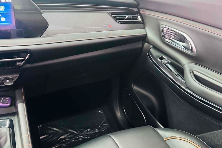 Used CHANGAN OSHAN X7 PLUS 2022 1.5T Blue Whale Edition Automatic Luxury Trim Interior 9