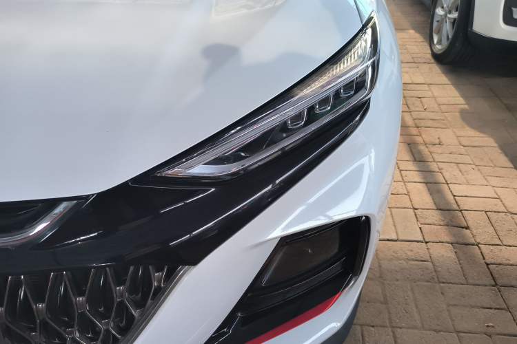 Used CHANGAN OSHAN X7 PLUS 2022 1.5T Blue Whale Edition Automatic Luxury Trim Left Front Headlight