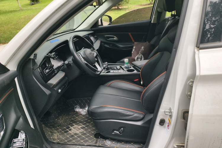 Used CHANGAN OSHAN X7 PLUS 2022 1.5T Blue Whale Edition Automatic Prestige Version Left Front Seat