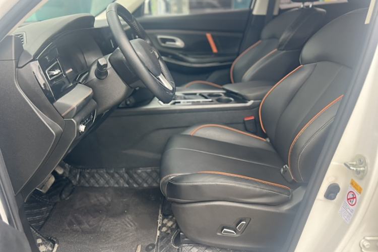Used CHANGAN OSHAN X7 PLUS 2022 1.5T Blue Whale Edition Automatic Prestige Version Left Front Seat