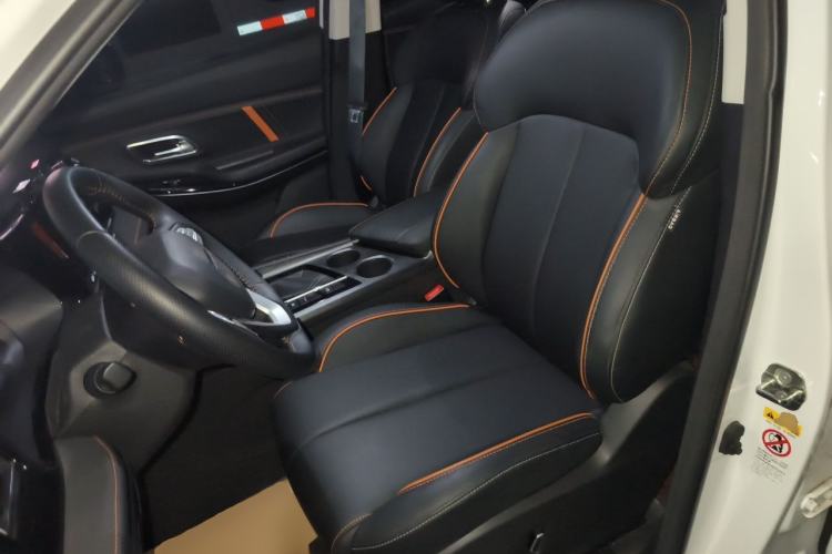 Used CHANGAN OSHAN X7 PLUS 2022 1.5T Blue Whale Edition Automatic Prestige Version Left Front Seat