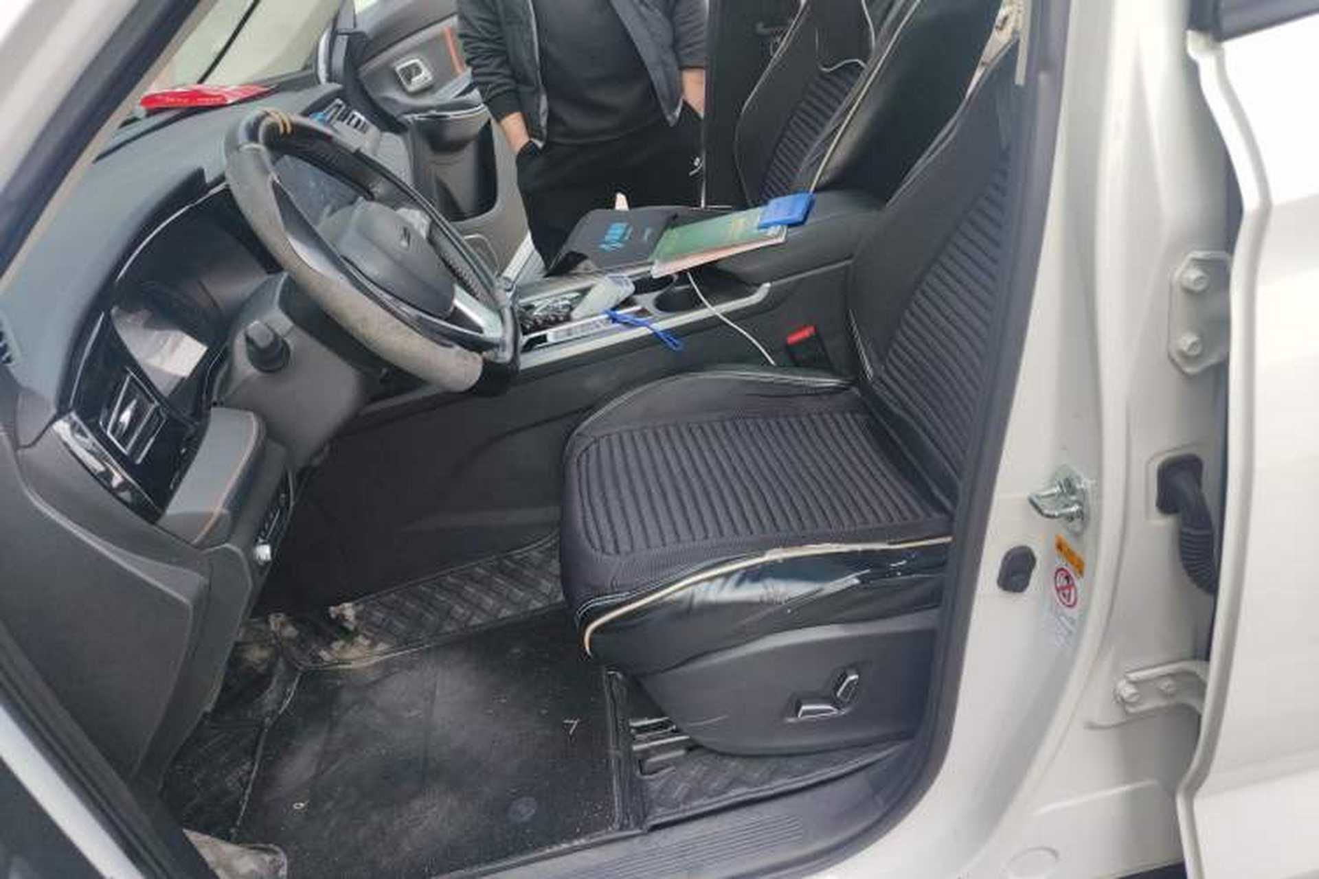 Used CHANGAN OSHAN X7 PLUS 2022 1.5T Blue Whale Edition Automatic Prestige Version Left Front Seat