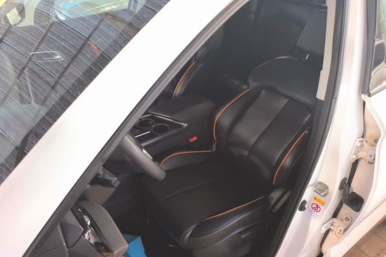 Used CHANGAN OSHAN X7 PLUS 2022 1.5T Blue Whale Edition Automatic Luxury Trim Left Front Seat