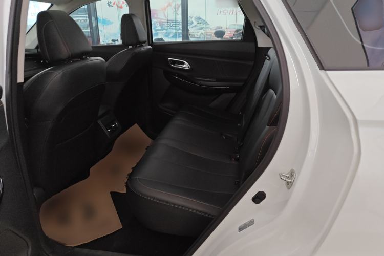 Used CHANGAN OSHAN X7 PLUS 2022 1.5T Blue Whale Edition Automatic Prestige Version Left Rear Seat