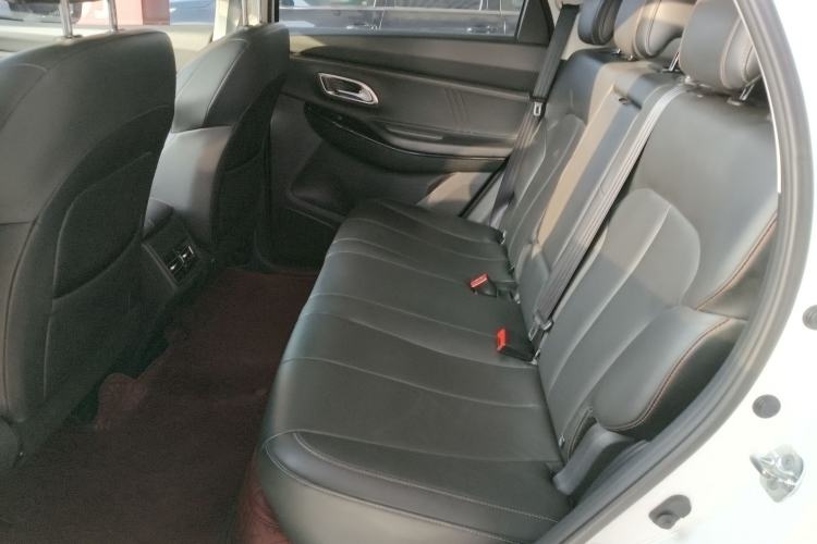 Used CHANGAN OSHAN X7 PLUS 2022 1.5T Blue Whale Edition Automatic Prestige Version Left Rear Seat