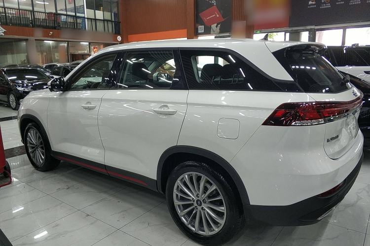 Used CHANGAN OSHAN X7 PLUS 2022 1.5T Blue Whale Edition Automatic Prestige Version Left Side