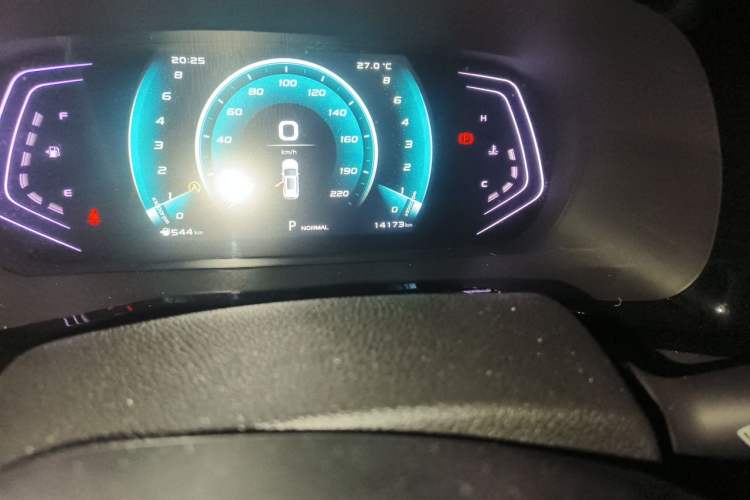 Used CHANGAN OSHAN X7 PLUS 2022 1.5T Blue Whale Edition Automatic Prestige 7-Seater Odometer Close Up