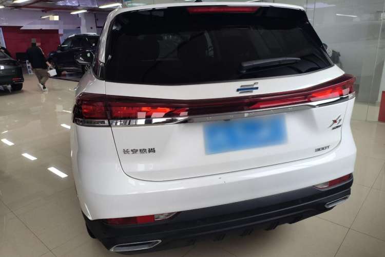 Used CHANGAN OSHAN X7 PLUS 2022 1.5T Blue Whale Edition Automatic Geeker Navigation Model Rear