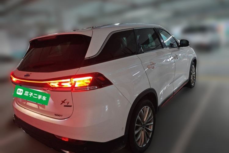 Used CHANGAN OSHAN X7 PLUS 2022 1.5T Blue Whale Edition Automatic Geeker Navigation Model Rear Right 45 Deg
