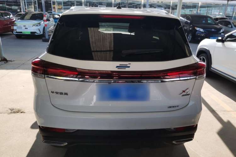 Used CHANGAN OSHAN X7 PLUS 2022 1.5T Blue Whale Edition Automatic Geeker Navigation Model Rear