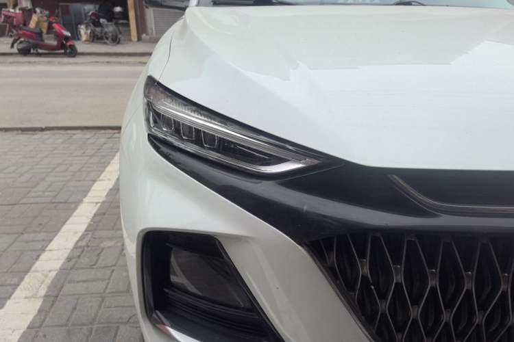 Used CHANGAN OSHAN X7 PLUS 2022 1.5T Blue Whale Edition Automatic Prestige Version Right Front Headlight