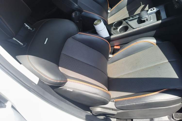 Used CHANGAN OSHAN X7 PLUS 2022 1.5T Blue Whale Edition Automatic ZhiZun Model Right Front Seat