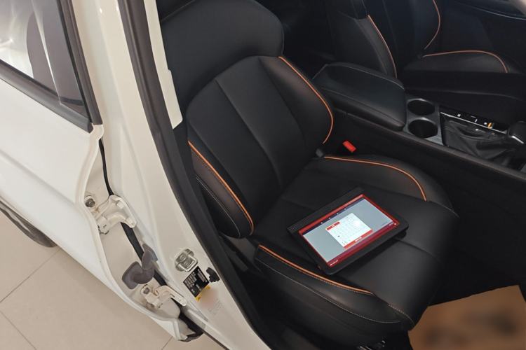 Used CHANGAN OSHAN X7 PLUS 2022 1.5T Blue Whale Edition Automatic Prestige Version Right Front Seat