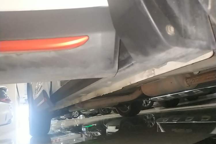 Used CHANGAN OSHAN X7 PLUS 2022 1.5T Blue Whale Edition Automatic Prestige Version Right Side Sill