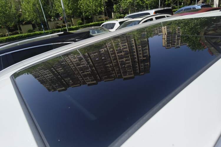 Used CHANGAN OSHAN X7 PLUS 2022 1.5T Blue Whale Edition Automatic ZhiZun Model Roof