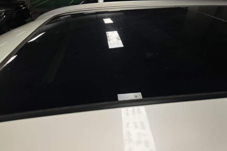 Used CHANGAN OSHAN X7 PLUS 2022 1.5T Blue Whale Edition Automatic Prestige Version Roof