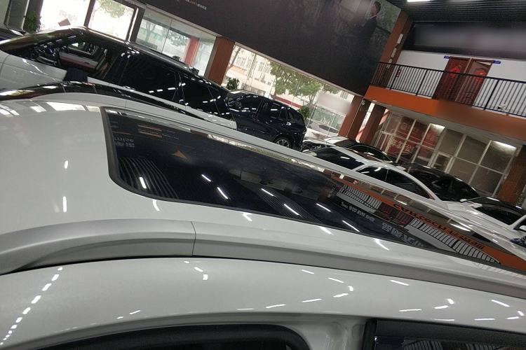 Used CHANGAN OSHAN X7 PLUS 2022 1.5T Blue Whale Edition Automatic Prestige Version Roof