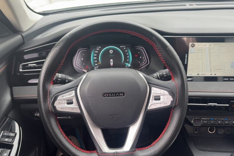 Used CHANGAN OSHAN X7 PLUS 2022 1.5T Blue Whale Edition Automatic Prestige Version Steering Wheel