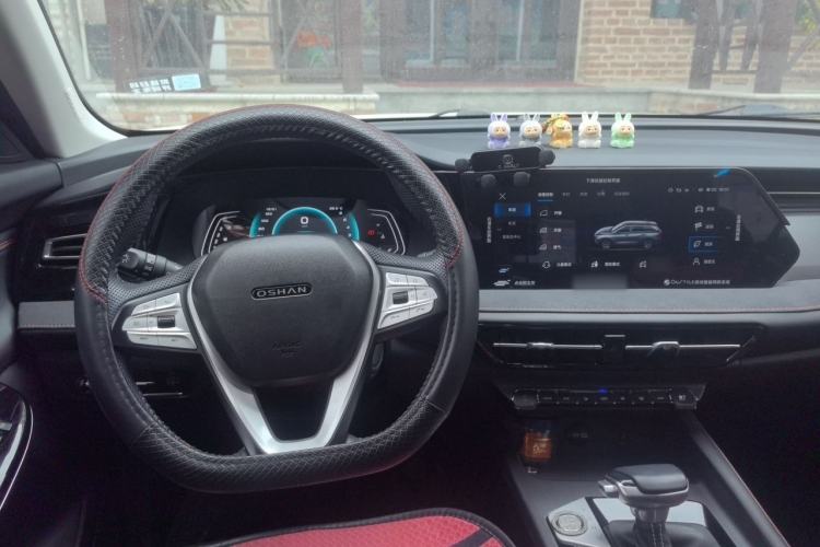 Used CHANGAN OSHAN X7 PLUS 2022 1.5T Blue Whale Edition Automatic Prestige Version Steering Wheel