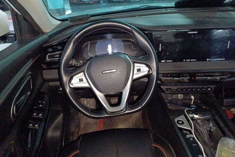 Used CHANGAN OSHAN X7 PLUS 2022 1.5T Blue Whale Edition Automatic Prestige Version Steering Wheel