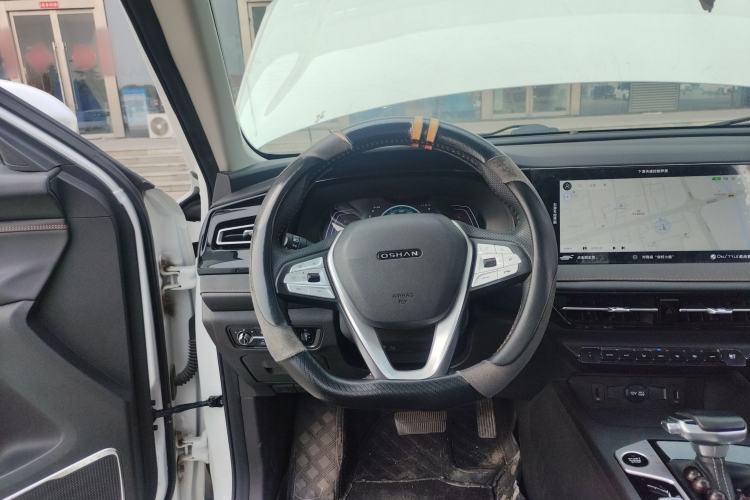 Used CHANGAN OSHAN X7 PLUS 2022 1.5T Blue Whale Edition Automatic Prestige Version Steering Wheel
