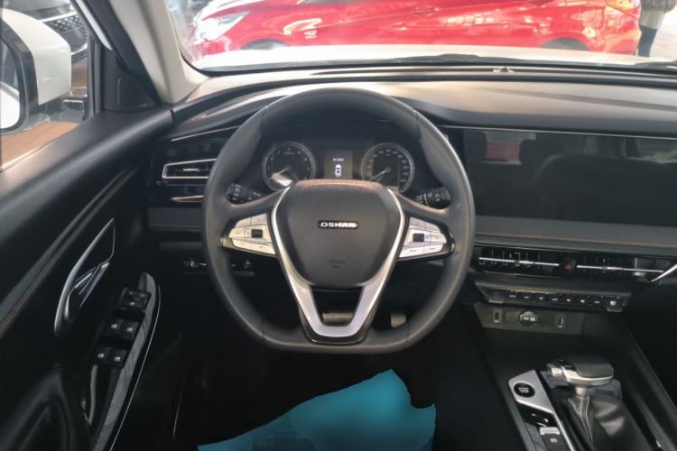 Used CHANGAN OSHAN X7 PLUS 2022 1.5T Blue Whale Edition Automatic Luxury Trim Steering Wheel