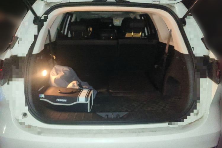 Used CHANGAN OSHAN X7 PLUS 2022 1.5T Blue Whale Edition Automatic Prestige 7-Seater Trunk