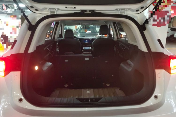 Used CHANGAN OSHAN X7 PLUS 2022 1.5T Blue Whale Edition Automatic ZhiZun Model Trunk