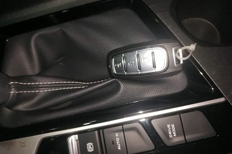 Used CHANGAN OSHAN X7 PLUS 2022 1.5T Blue Whale Edition Automatic Prestige Version Vehicle Key