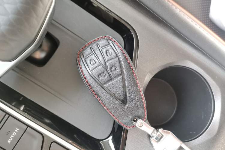 Used CHANGAN OSHAN X7 PLUS 2022 1.5T Blue Whale Edition Automatic Geeker Navigation Model Vehicle Key
