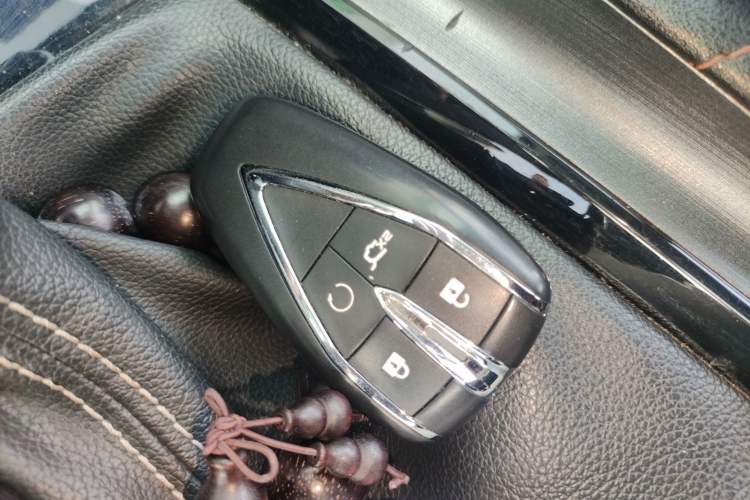 Used CHANGAN OSHAN X7 PLUS 2022 1.5T Blue Whale Edition Automatic Prestige Version Vehicle Key