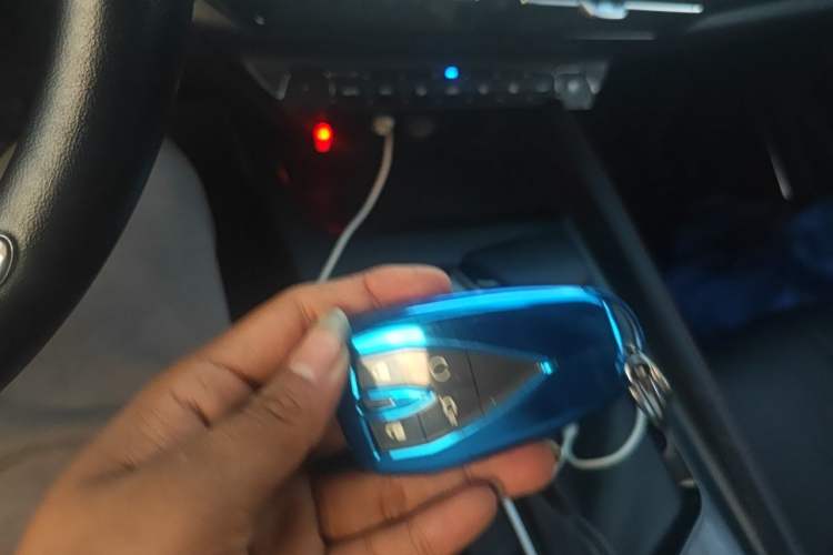 Used CHANGAN OSHAN X7 PLUS 2022 1.5T Blue Whale Edition Automatic Prestige Version Vehicle Key