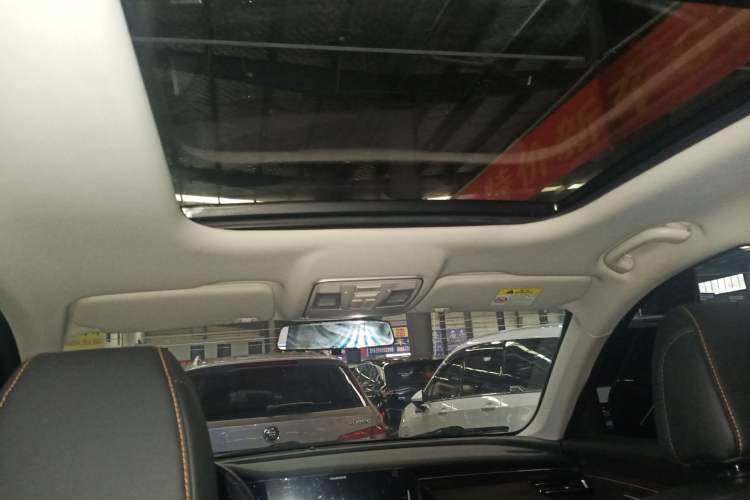 Used CHANGAN OSHAN X7 PLUS 2023 Enjoy Edition 1.5T Automatic Prestige Model Headliner
