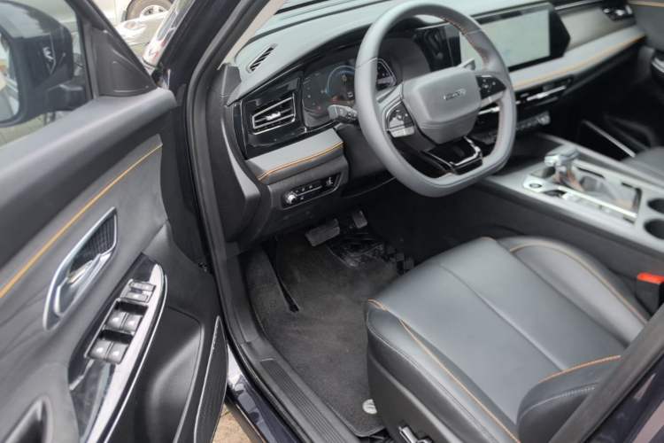 Used CHANGAN OSHAN X7 PLUS 2023 Enjoy Edition 1.5T Automatic Prestige Model Driver Seat