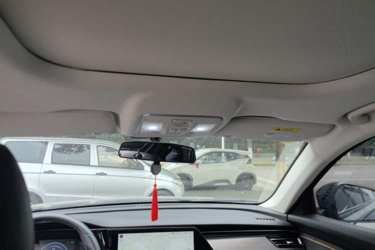 Used CHANGAN OSHAN X7 PLUS 2023 Enjoy Edition 1.5T Automatic Prestige Model Headliner