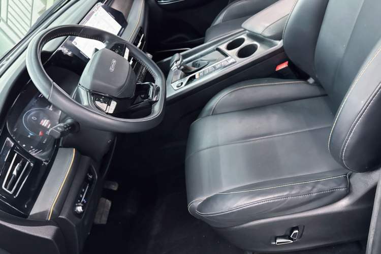 Used CHANGAN OSHAN X7 PLUS 2023 Enjoy Edition 1.5T Automatic Prestige Model Interior 5