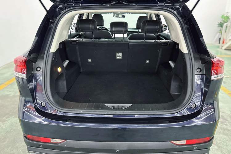 Used CHANGAN OSHAN X7 PLUS 2023 Enjoy Edition 1.5T Automatic Prestige Model Interior 6