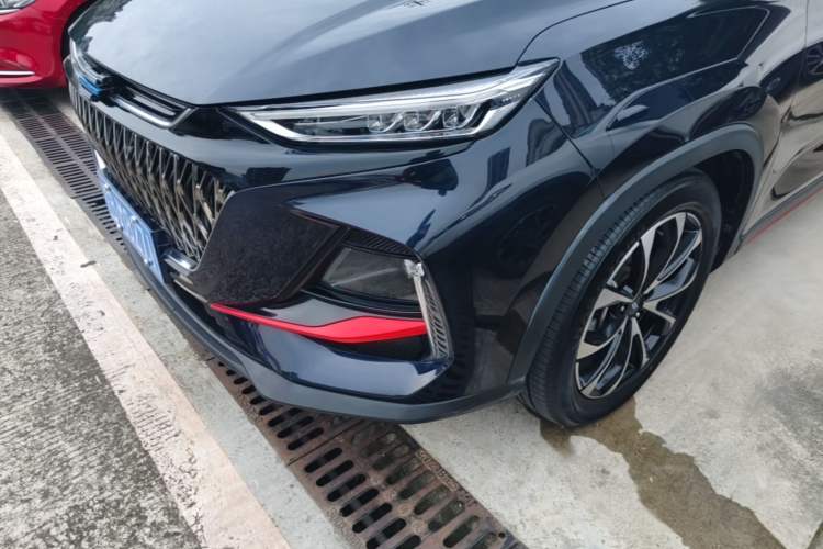 Used CHANGAN OSHAN X7 PLUS 2023 Enjoy Edition 1.5T Automatic Prestige Model Left Front Headlight