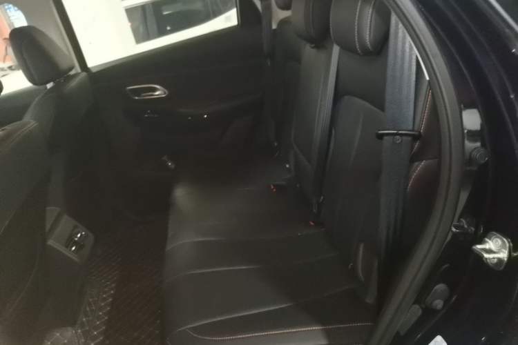 Used CHANGAN OSHAN X7 PLUS 2023 Enjoy Edition 1.5T Automatic Prestige Model Left Rear Seat