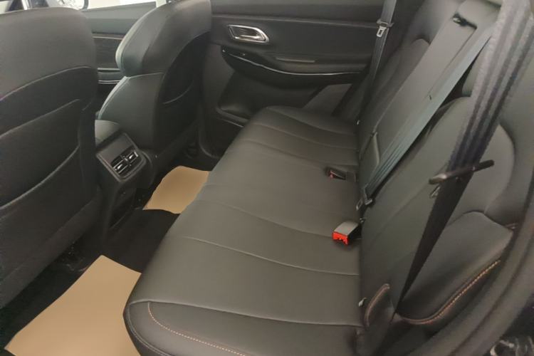 Used CHANGAN OSHAN X7 PLUS 2023 Enjoy Edition 1.5T Automatic Prestige Model Left Rear Seat
