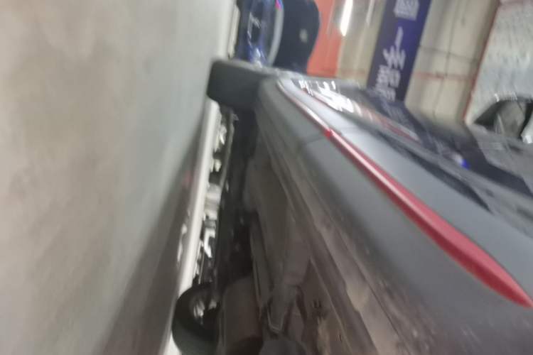 Used CHANGAN OSHAN X7 PLUS 2023 Enjoy Edition 1.5T Automatic Prestige Model Left Side Sill
