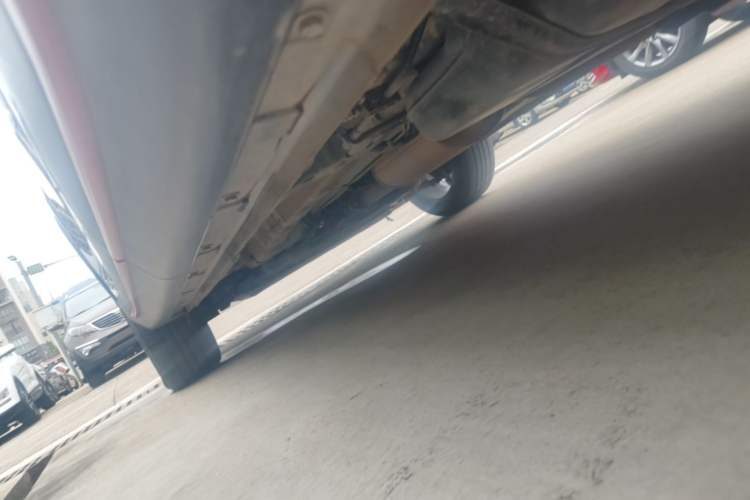 Used CHANGAN OSHAN X7 PLUS 2023 Enjoy Edition 1.5T Automatic Prestige Model Left Side Sill