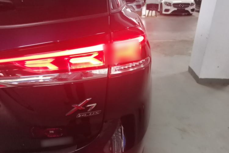 Used CHANGAN OSHAN X7 PLUS 2023 Enjoy Edition 1.5T Automatic Prestige Model Right Rear Taillight
