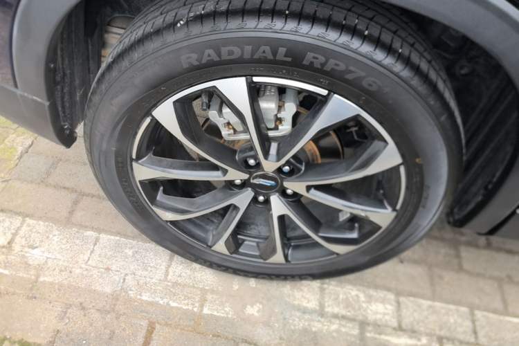 Used CHANGAN OSHAN X7 PLUS 2023 Enjoy Edition 1.5T Automatic Prestige Model Right Rear Wheel Hub